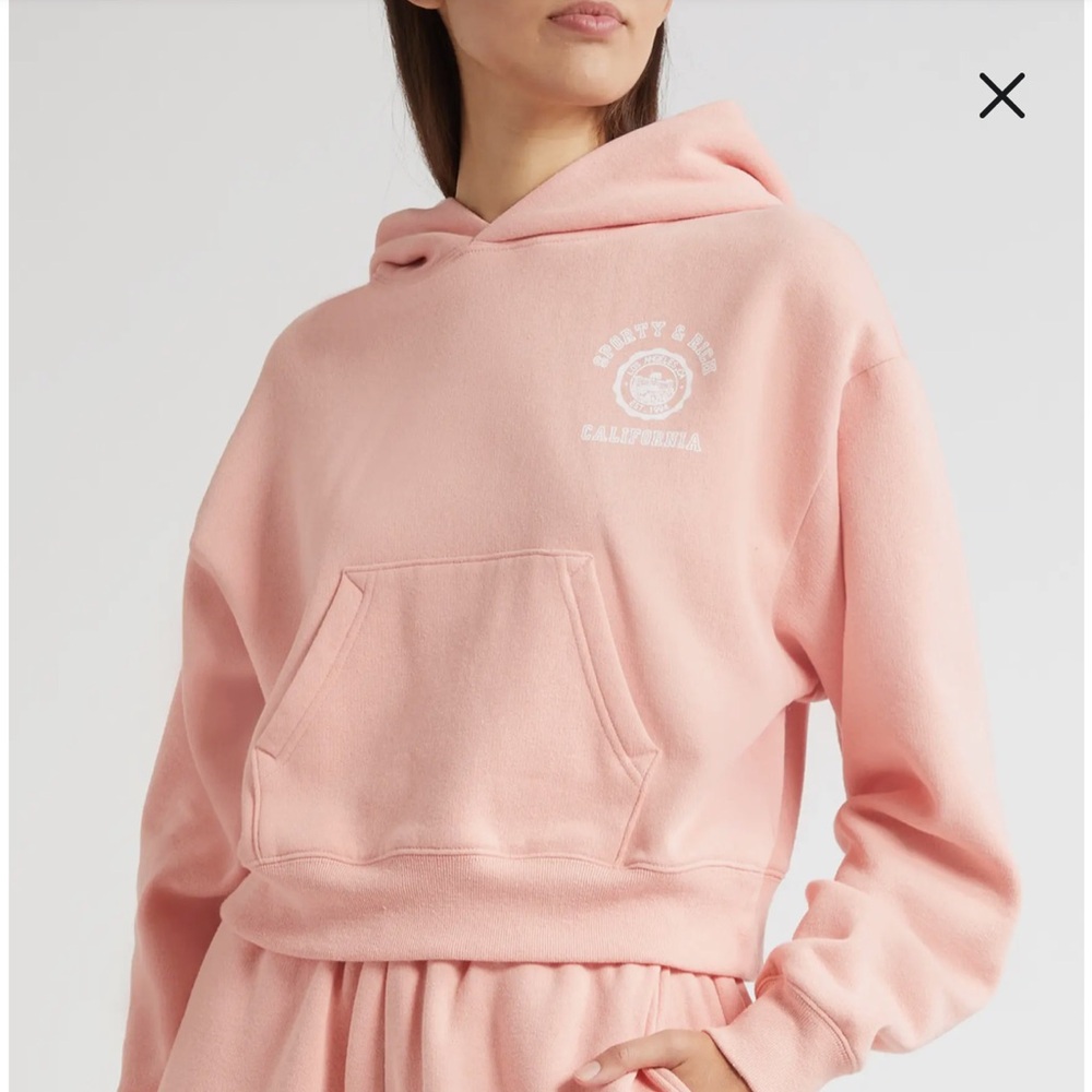 Sporty & Rich California Emblem Cropped Hoodie Sweatshirt - in Carnation
